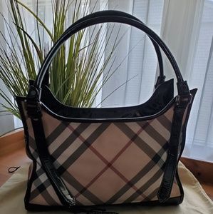 1Hr. SALE💥Authentic💥Burberry Ashmore